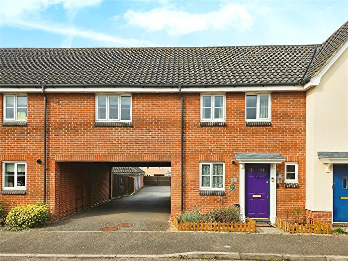 3 Bedroom Semi-detached House For Sale In Blackthorn Road, Wymondham, Norfolk, NR18