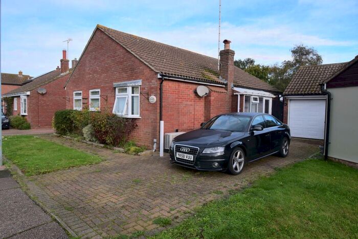 2 Bedroom Bungalow To Rent In The Spennells, Thorpe-le-Soken, Clacton-on-Sea, CO16