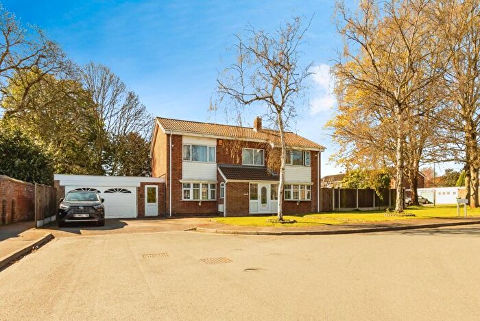 4 Bedroom Detached House For Sale In Eskdale Drive, Nottingham, Nottinghamshire, NG8