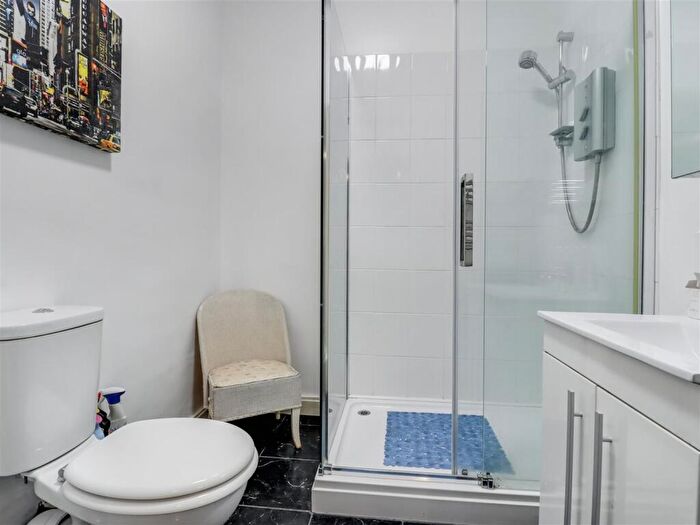 2 Bedroom Apartment For Sale In Weybourne Road, Sheringham, NR26