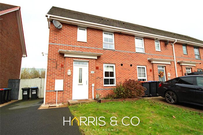 3 Bedroom End Of Terrace House For Sale In Hawthorn Drive, Thornton-Cleveleys, Lancashire, FY5