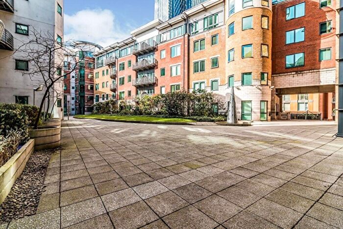 2 Bedroom Apartment To Rent In City Road East, Manchester, Greater Manchester, M15