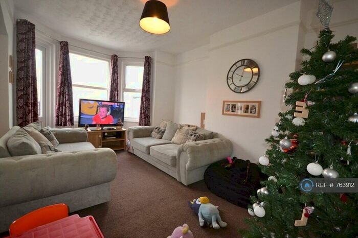 3 Bedroom Maisonette To Rent In Cavendish Road, Felixstowe, IP11