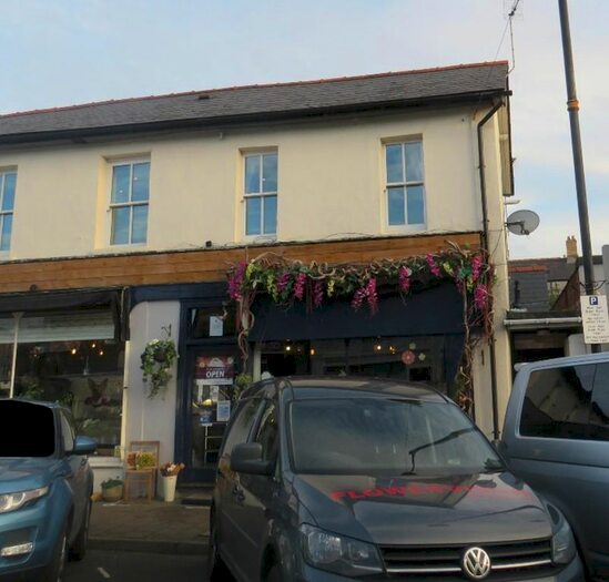 2 Bedroom Flat To Rent In Glebe Street, Penarth CF64