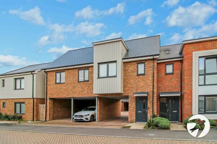 2 Bedroom House To Rent In Stigand Lane, Greenhithe, Kent, DA9