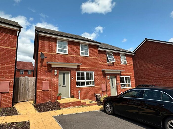 3 Bedroom Semi-Detached House For Sale In Bull Lane, Chippenham, SN15