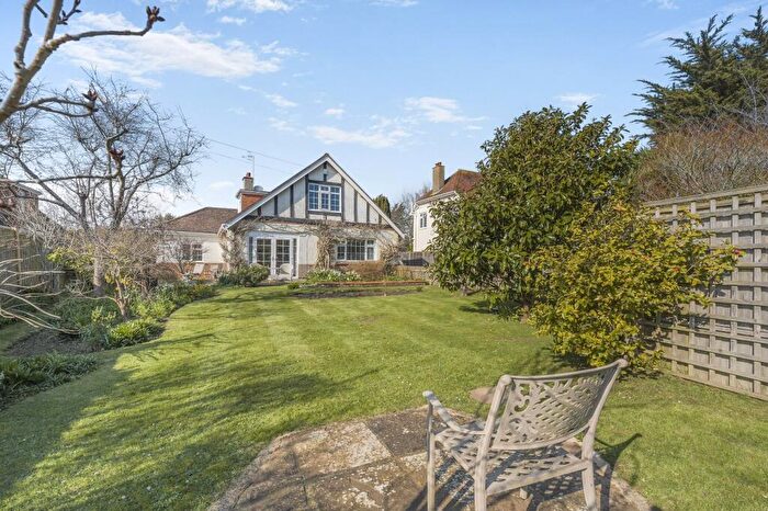 4 Bedroom Detached House For Sale In Barrack Lane, Aldwick, West Sussex, PO21