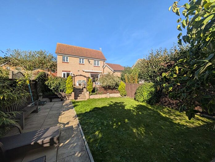 3 Bedroom Detached House For Sale In Long Avenue, Saxmundham, IP17