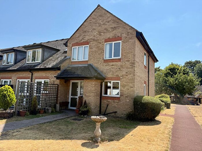 2 Bedroom Town House For Sale In Hendon Grange, London Road, Stoneygate, Leicester, LE2