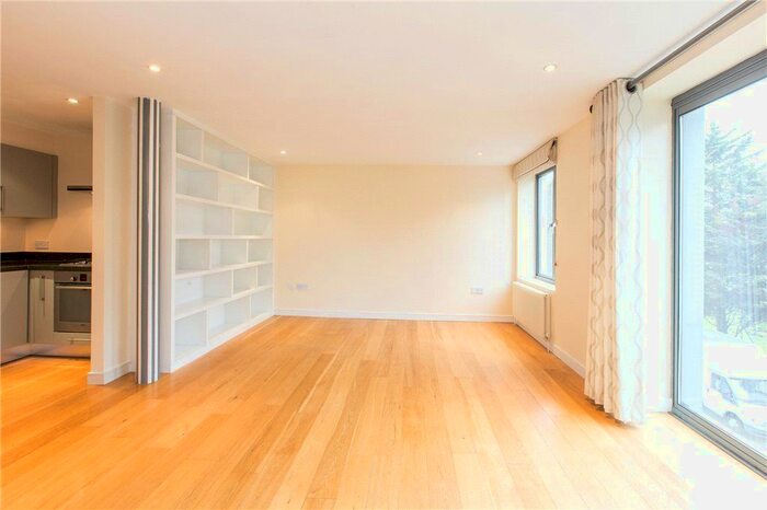 1 Bedroom Flat To Rent In Trinity Road, Wandsworth Common, London, SW17