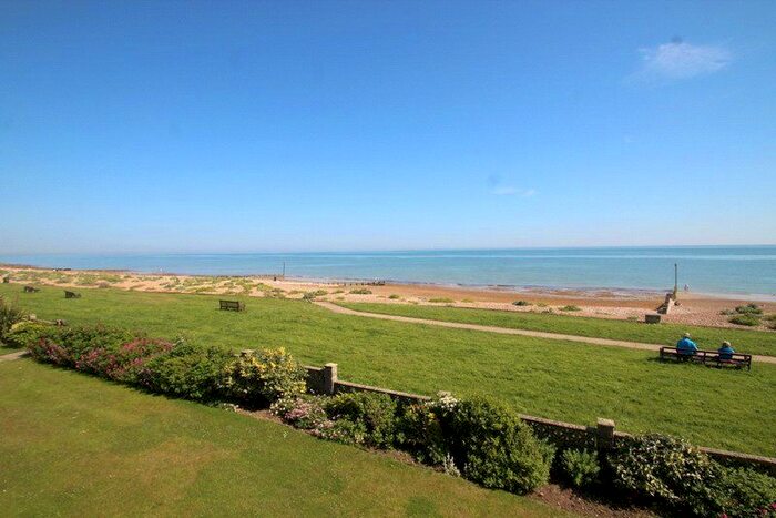 2 Bedroom Flat To Rent In Millfield Close, Millfield Close, Rustington, West Sussex, BN16