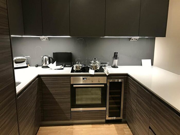 2 Bedroom Apartment To Rent In Golding House, Beaufort Square, London, NW9