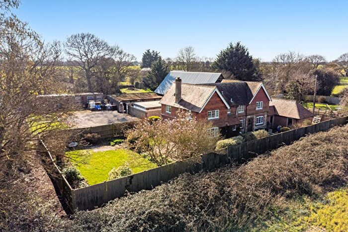 4 Bedroom Detached House For Sale In Lower Bognor Road, Chichester, PO20