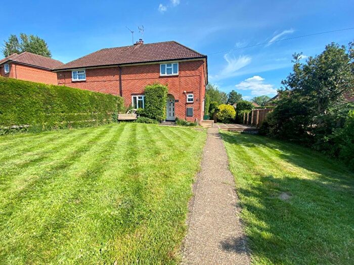 3 Bedroom Semi-Detached House To Rent In Coldharbour, Basingstoke, RG25