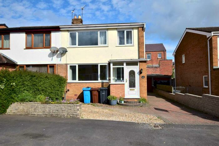 3 Bedroom Semi-Detached House To Rent In Greenacres Avenue, Kirkham, PR4