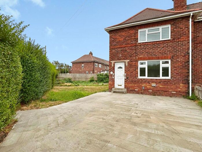 2 Bedroom Semi-Detached House For Sale In Kent Road, Doncaster, DN4