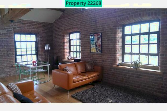 2 Bedroom Apartment To Rent In Castle Street, Stalybridge, SK15