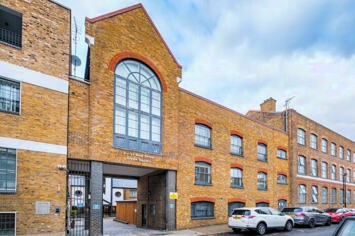 1 Bedroom Flat To Rent In Clyde Square, E14