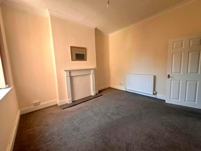 2 Bedroom End Of Terrace House To Rent In Gravelly Lane, Birmingham, West Midlands, B23