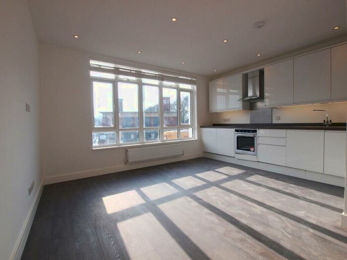 1 Bedroom Flat To Rent In Westbury Avenue, Turnpike Lane, N22