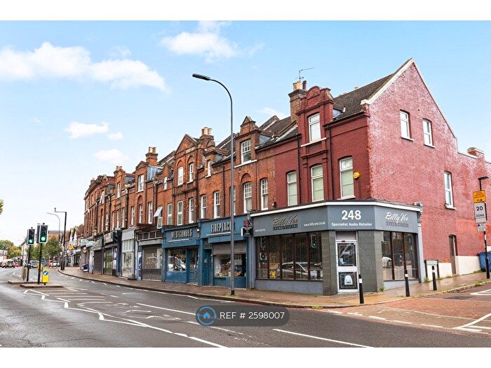 2 Bedroom Flat To Rent In Lee High Road, London, SE13