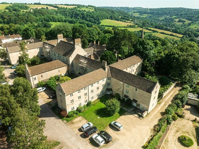 2 Bedroom Maisonette For Sale In Bisley Road, Stroud, Gloucestershire, GL5