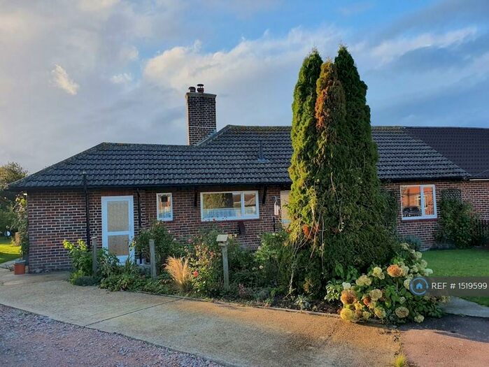 3 Bedroom Bungalow To Rent In Belcaire Close, Hythe, CT21