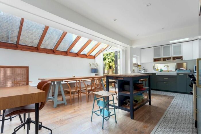 3 Bedroom Terraced House To Rent In Rosaline Road, London, SW6