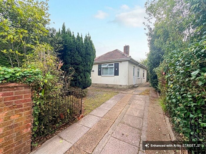 2 Bedroom Detached Bungalow For Sale In Jones Lane, Hythe, SO45