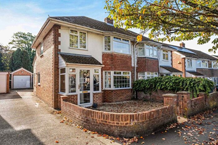 3 Bedroom Semi-Detached House For Sale In Morley Road, Basingstoke, Hampshire, RG21