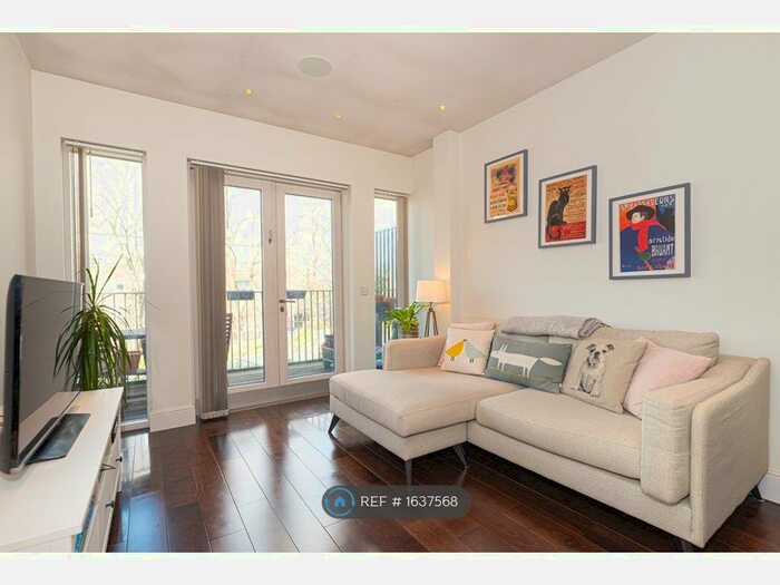 1 Bedroom Flat To Rent In Palace Road, London, SW2