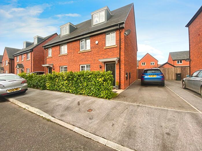 4 Bedroom Town House For Sale In Devana Gardens, Chester, CH4