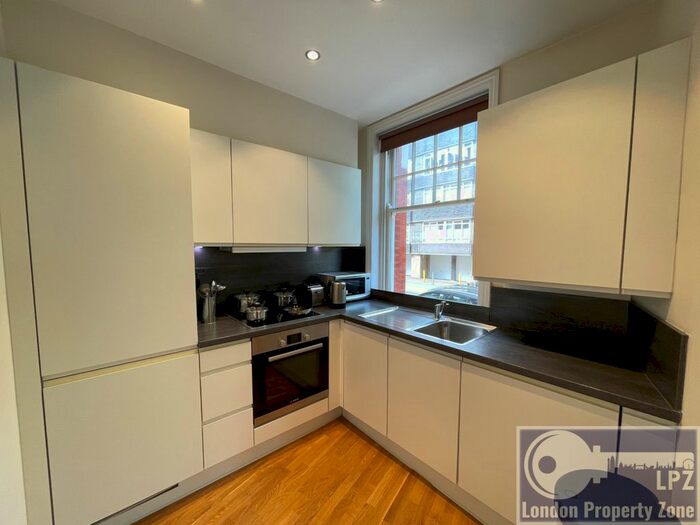 1 Bedroom Flat To Rent In Hamlet Gardens, Ravenscourt Park, Hammersmith, W6