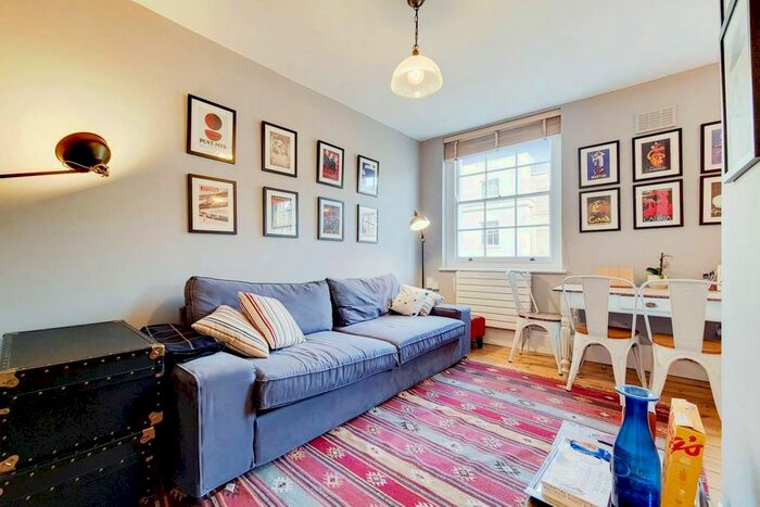 1 Bedroom Flat For Sale In Burton Street, Bloomsbury, London, WC1H