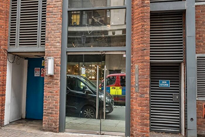 1 Bedroom Flat To Rent In Young Street, High Street Kensington, London, W8