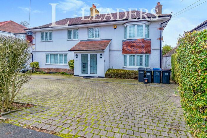 4 Bedroom Apartment To Rent In Highfield Road, CR8