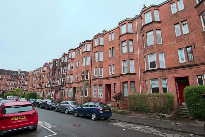 1 Bedroom Flat To Rent In Kennoway Drive, Thornwood, G11