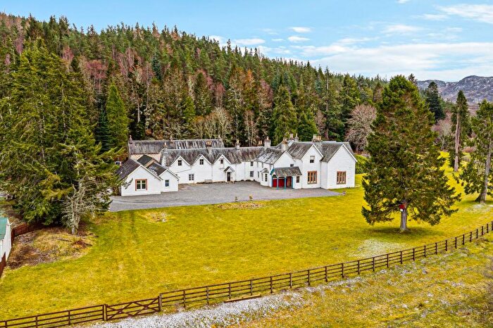 7 Bedroom Detached House For Sale In Strathmashie House, Laggan, Newtonmore, PH20