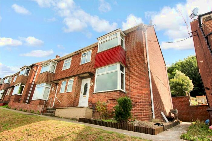 3 Bedroom Semi-Detached House To Rent In Carnation Road, Rochester, Strood, ME2
