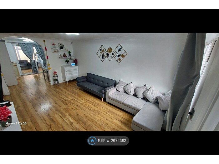 3 Bedroom Terraced House To Rent In Alfriston Road, Coventry, CV3