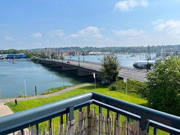 2 Bedroom Apartment For Sale In Television House, Meridian Way, Southampton, SO14