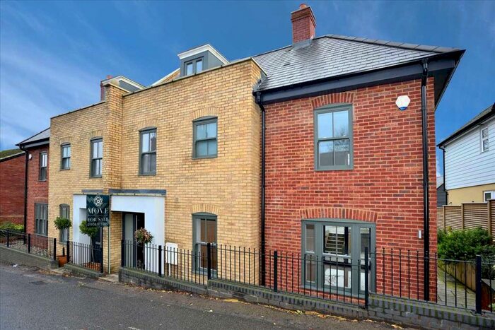 3 Bedroom Town House To Rent In Church Road, Woburn Sands, Milton Keynes, MK17