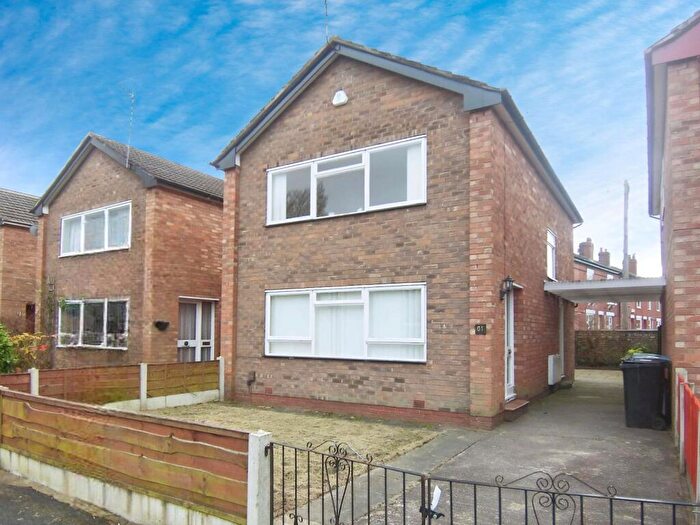 3 Bedroom Detached House For Sale In South Grove, Sale, Greater Manchester, M33