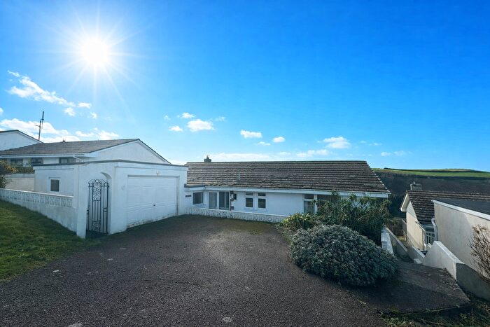 3 Bedroom Bungalow To Rent In Silvershell View, Port Isaac, PL29