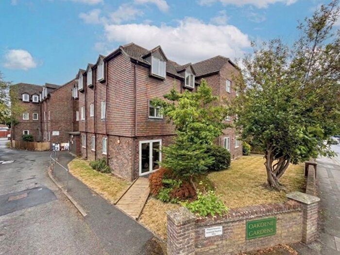 2 Bedroom Flat To Rent In Fair Oak Road, Eastleigh, SO50