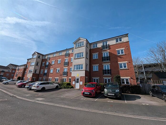 2 Bedroom Flat For Sale In Appleby Close, Darlington, DL1