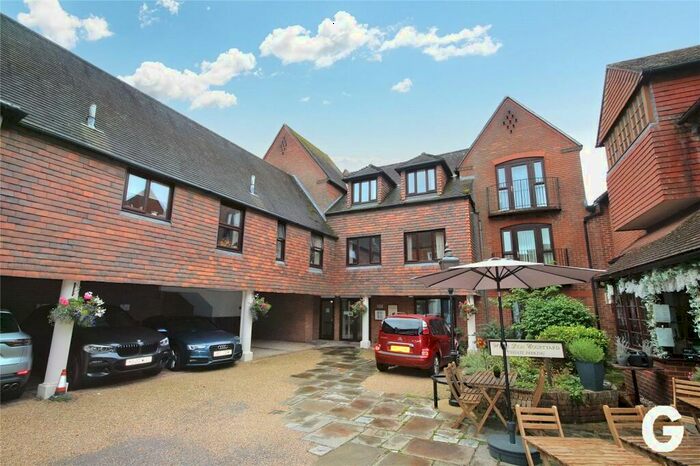 1 Bedroom Retirement Property To Rent In Deweys Lane, Ringwood, Hampshire, BH24