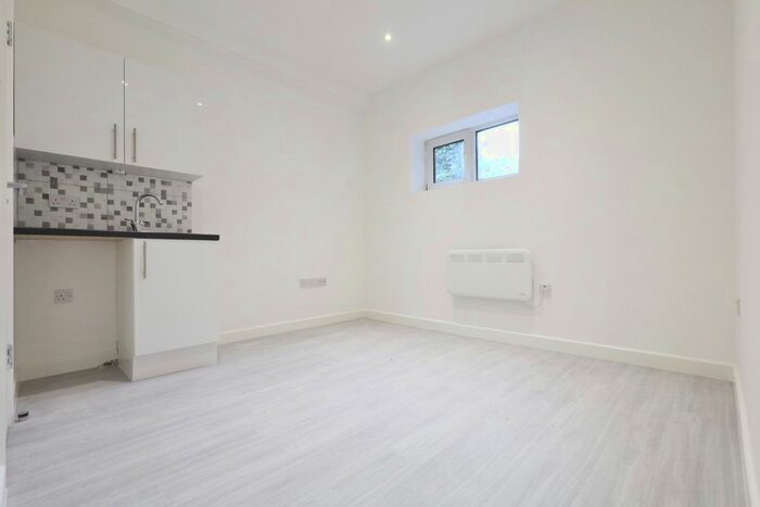 Studio To Rent In Robert Mews, London, BR6