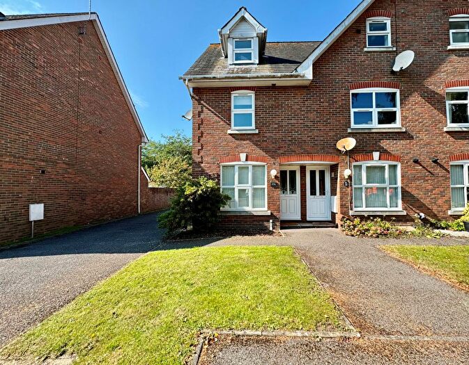 3 Bedroom Town House To Rent In R L Stevenson Avenue, Bournemouth, BH4