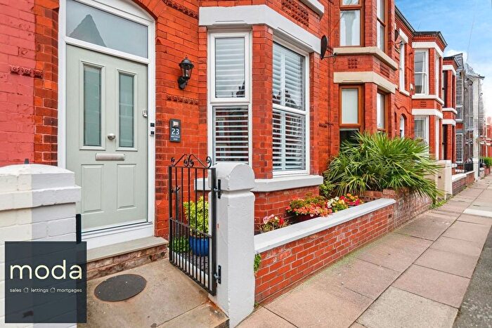 4 Bedroom Terraced House For Sale In Winstanley Road, Waterloo, L22